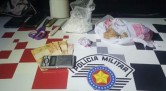 Polcia Militar apreende drogas com traficante em Luclia