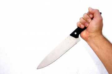 Polcia apreende faca com menor em Mirante do Paranapanema