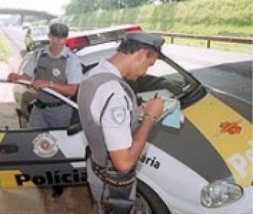 Polcia Rodoviria de Tup realiza operao Direo Segura