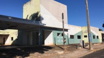 Prdio de UPA abandonado em Osvaldo Cruz deve passar por reforma para abrigar policlnica municipal