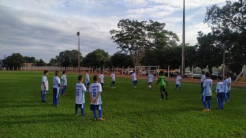 Escolinha de futebol de Osvaldo Cruz participa da terceira rodada da copa AMINAP