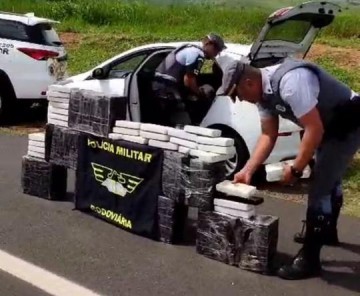 Motorista  preso com mais de 227kg de maconha escondidos em porta-malas e banco de veculo