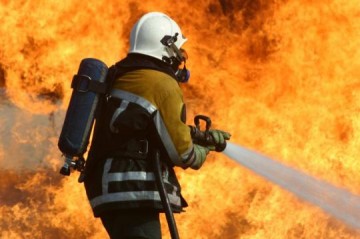 PM registra incndio em residncia no jardim Santa Tereza, em Osvaldo Cruz