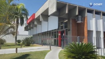 VDEO: Covid-19 leva novamente ao fechamento, agncia do banco Santander em Osvaldo Cruz