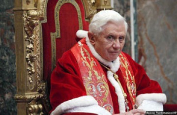 Papa pede que governos protejam cristos de violncia religiosa