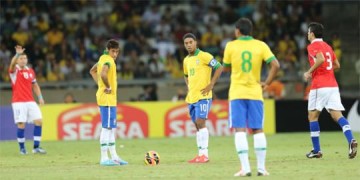 Vaiado, Brasil empata com Chile e ouve ol da prpria torcida