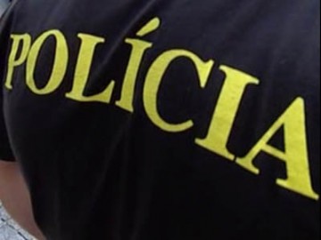Vtima acusa funcionrios da prefeitura de terem matado seu co, em Osvaldo Cruz